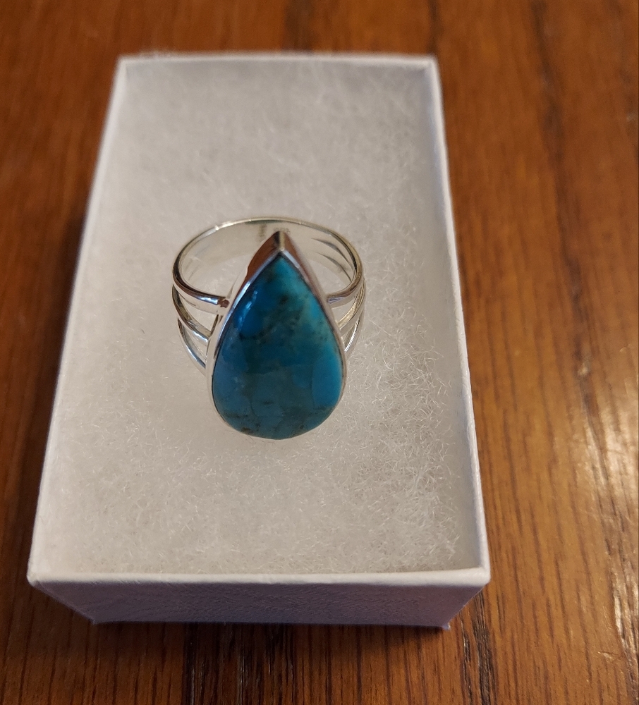 NEW STERLING SILVER TURQUOISE RING
